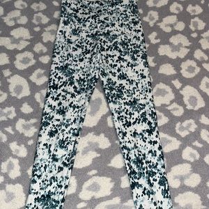 Balance Collection Leggings.